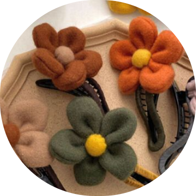 Horquillas de flores de peluche